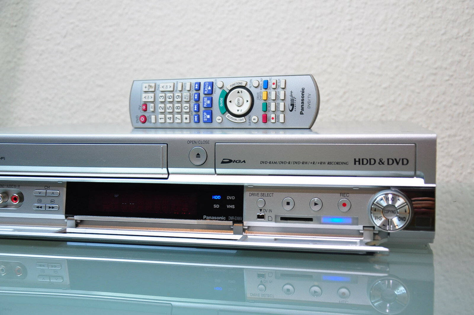 DMREX95V DVD + VHS +250GB_HDD REKORDER_Ausstellungsgerät wie NEU