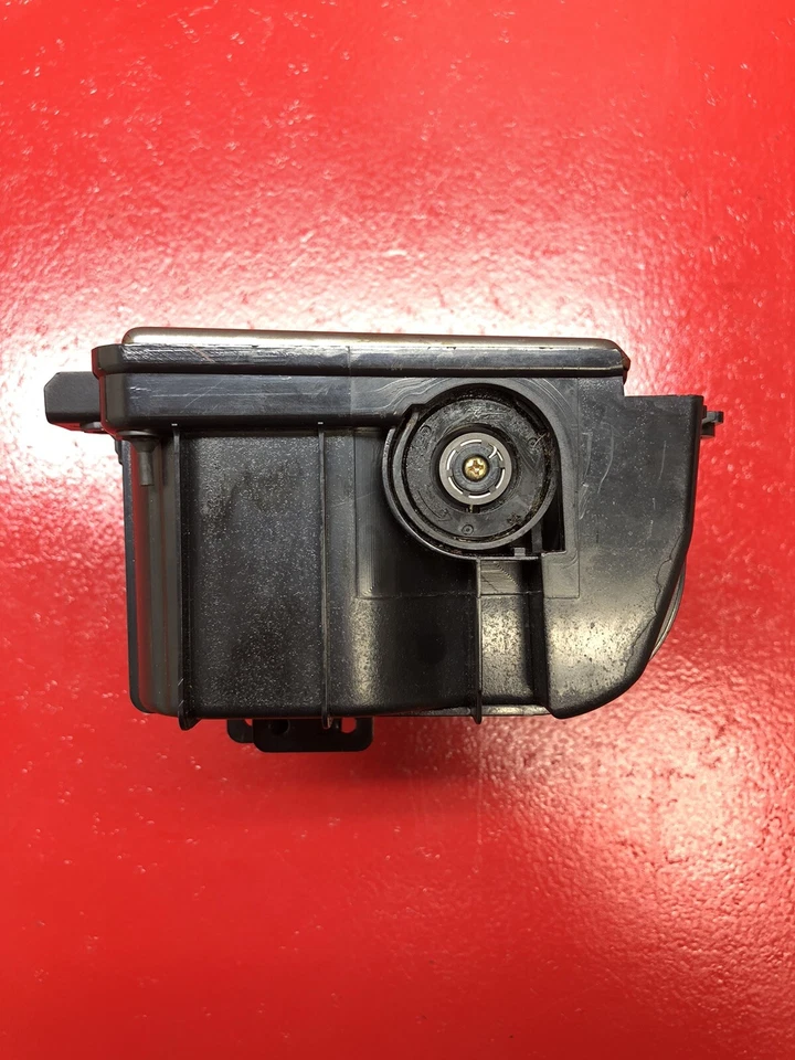 Infiniti G35 2003-2004 consola central automática portavasos bisel plateado OEM Y1 Foto 4 de 4