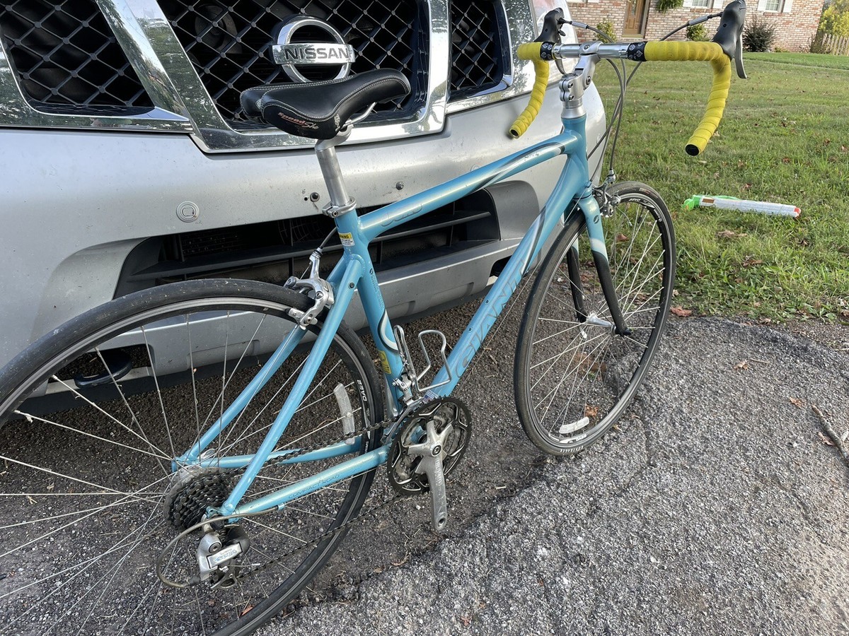 Giant OCR3 Racing Road Bike Medium 700c Shimano 3x8 | eBay Giant OCR3 Racing Road Bike Medium 700c Shimano 3x8 | eBay