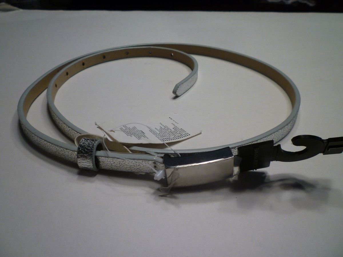 ? Banana Republic Metallic Silver Bow Leather Belt 1990s Silver Metal Bow Tie Stretch Belt | 80s 90s Bow Buckle  main image 2