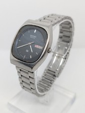 Vintage Seiko Silver-Tone Cushion Case Day-Date Watch – Retro Style