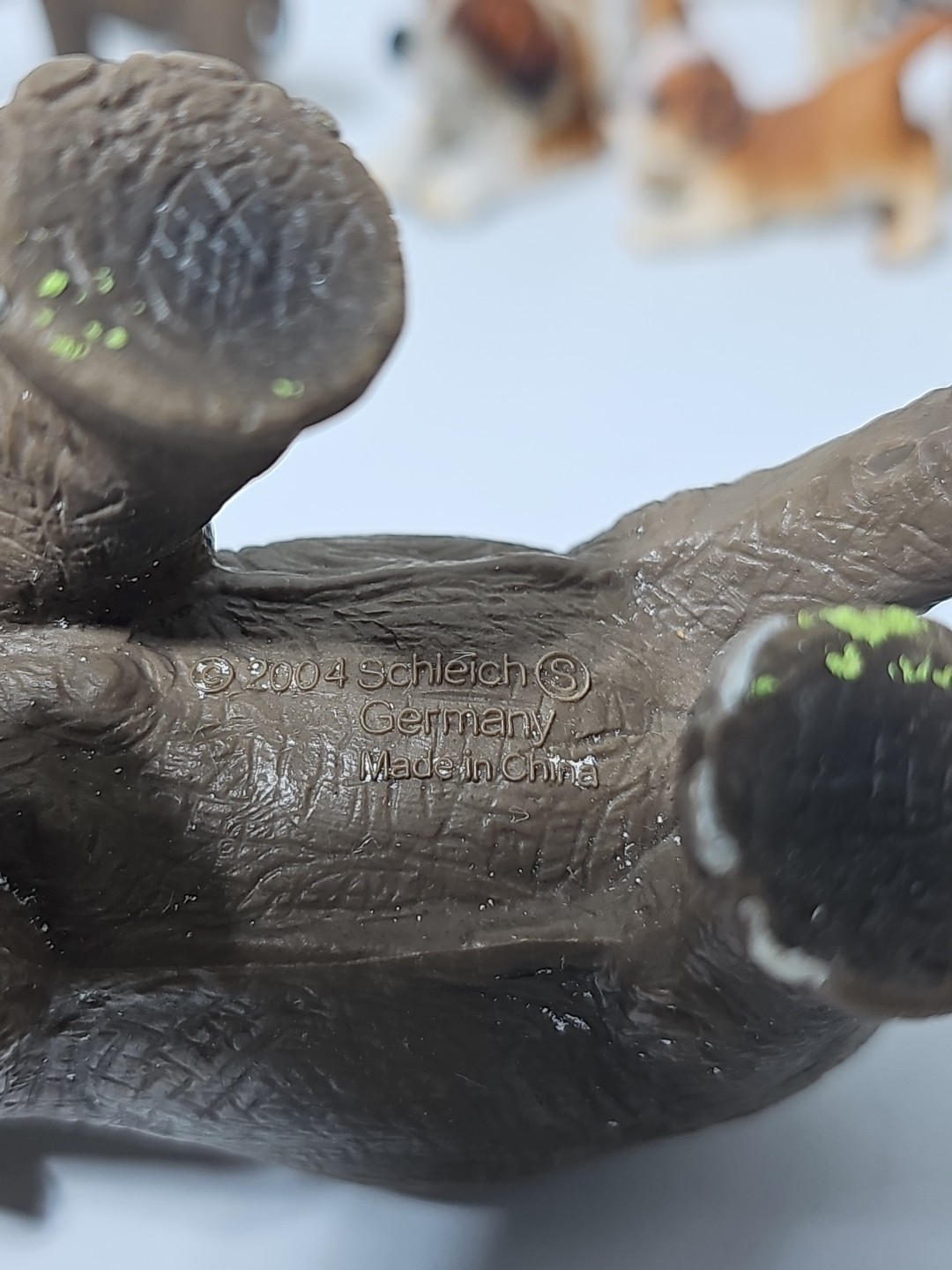 Schleich Germany Lot Of 9 Animal Figures African Elephants, Turtle, Dogs, Bull