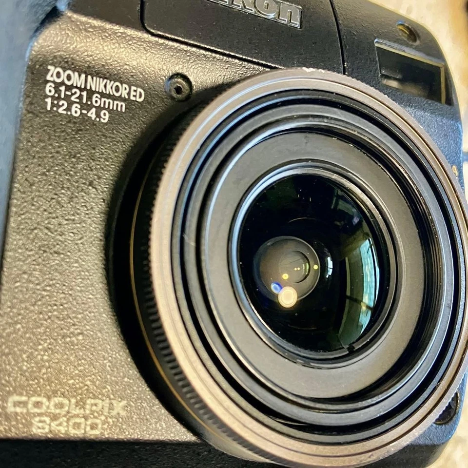 Nikon COOLPIX 8400 Black Compact Digital Camera 8MP Tested - Image 3 of 4