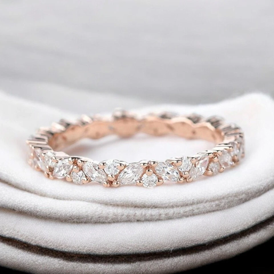 Винтажное круглое обручальное кольцо маркиза из муассанита с пластиной из розового золота 14 карат с вечностью - Изображение 3 из 3