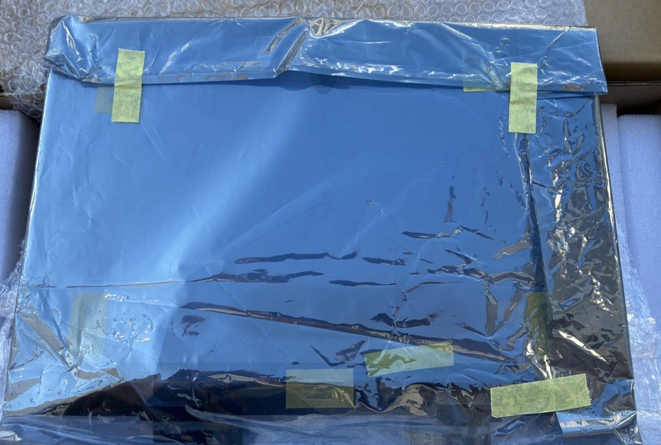 NEW Dell Alienware 17 R4 FHD 17.3" LCD Screen Assembly Matte FR4KC - Image 2 of 3