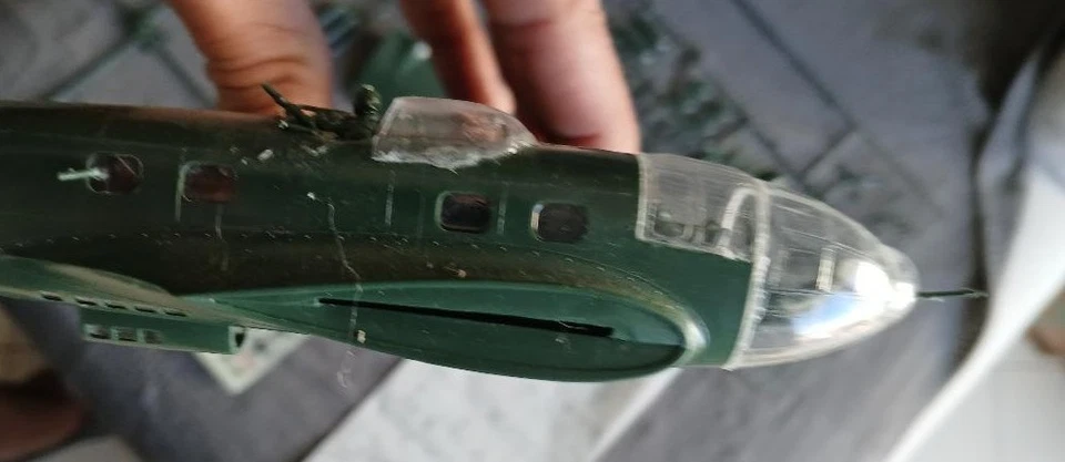 ITALERI HEINKEL HE 111 H6 IN SCALA 1:72 INIZIO MONTAGGIO - Immagine 4 di 4