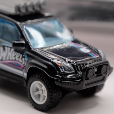 Hot Wheels 2026 Target Mail In 2005 Toyota Land Cruiser Prado No.5
