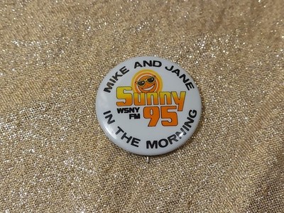 Vintage Sunny 95 FM Radio Station Columbus Ohio Mike Jane Pin Button Badge WSNY
