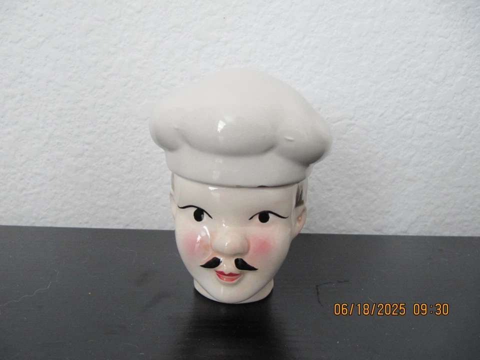 2 Vintage Stacked French Italian Chef Bust Salt and Pepper Shakers - Image 2 of 3