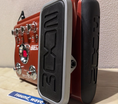 Zoom B2.1u Bass Multi-Effects Pedal with Expression Pedal Metallic