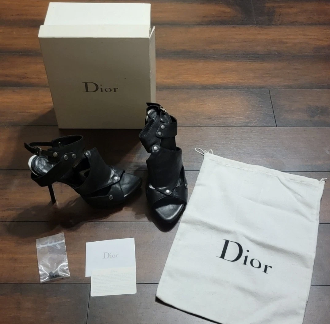 Sandales à talons cloutés Christian Dior Extreme en cuir noir