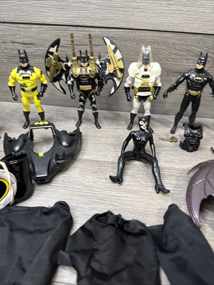Lote de 9 figuras de acción de Batman de colección de los 90 juguetes DC Comics Foto 3 de 4