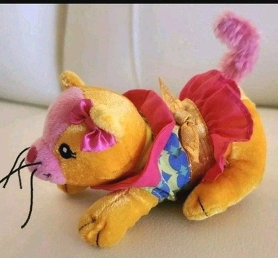 GROOVY GIRLS RSVP PET CAT LUNNA. ORIGINAL OUTFIT! NEW CONDITION! SUPER CUTE!