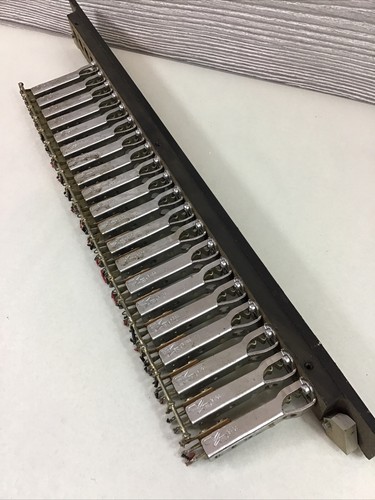 Vintage Audio Patch Bay Parts - 20 Audio Line 320A jacks Switchcraft