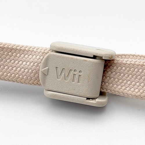 Wii Remote Controller White w/ Jacket, Strap 2010 Nintendo Genuine - Picture 23 of 24