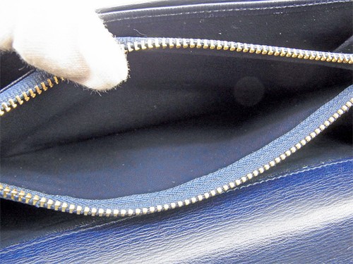 Valentino Wallet Purse Long Wallet Navy Gold Woman Authentic Used T989 - Picture 5 of 6