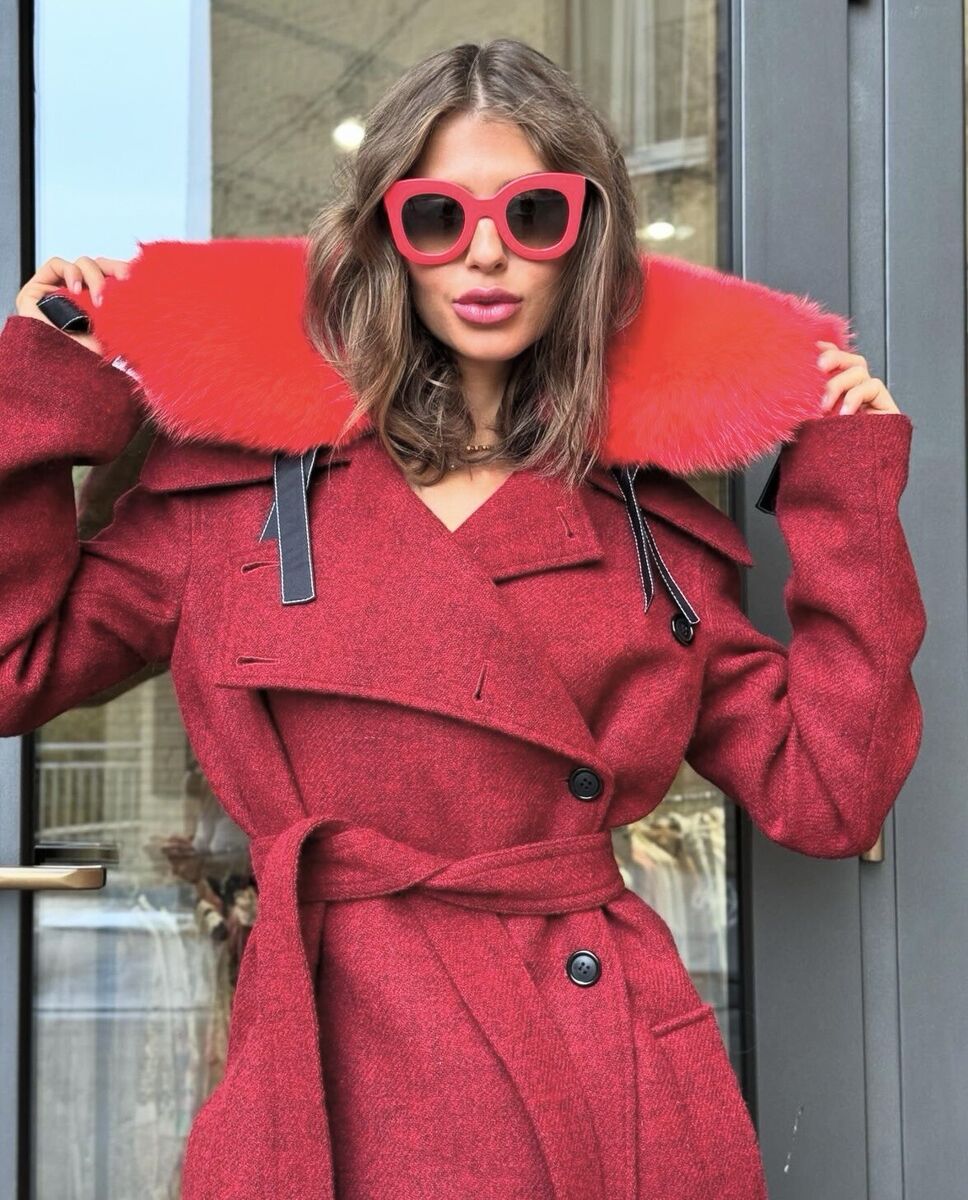 Stunning Authentic Celine by Phoebe Philo Burgundy Red Wool Stunning Authentic Celine by Phoebe Philo Burgundy Red Wool