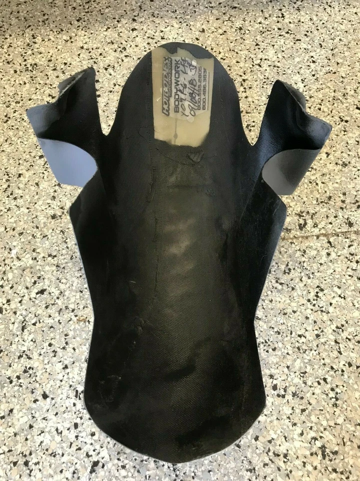 Guardabarros delantero Yamaha R6 de Hot Bodies Racing, artículo nuevo, se adapta a 2008-16 Foto 4 de 4