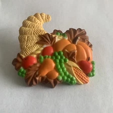 VTG 1982 American Greetings Corp Thanksgiving Cornucopia Plastic Brooch 