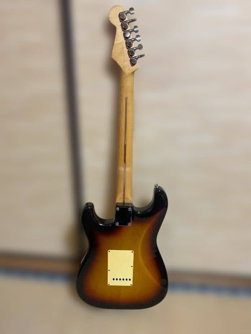 Near Mint Fender Japan ST-STD Stratocaster 3TS 2007-2010 w/Gig Bag