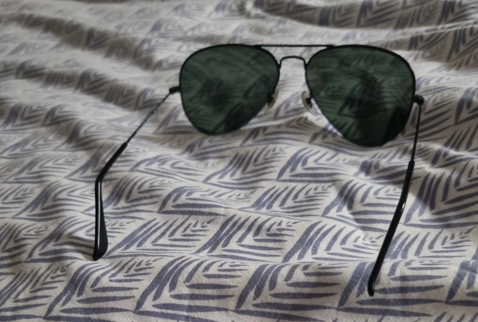Ray-Ban Aviator  Men's Sunglasses, photo 2 of 5