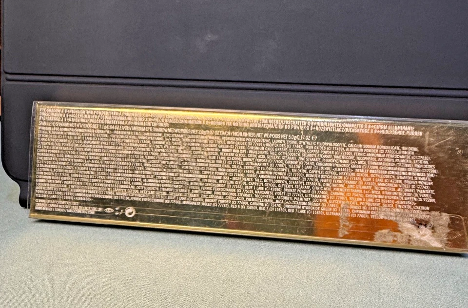 MAC Power Hungry Personality Palette 8 Shadows 1 Highlight Dangerously Elegant - Image 2 of 3