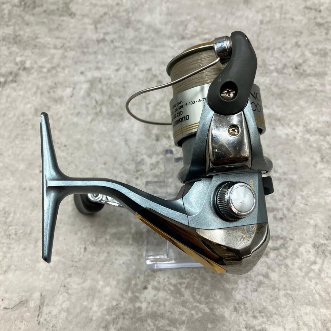 SHIMANO AERNOS 2000、AERNOS XT 1000、他 Shimano Aernos XT 2000 Spinning Reel Silver - Excellent