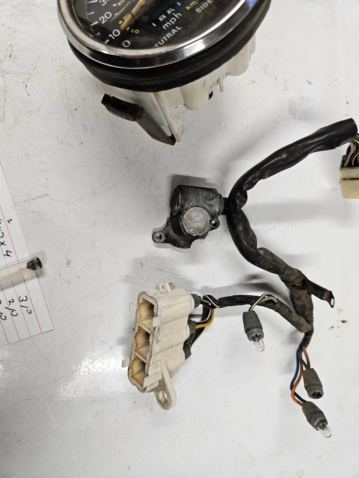 Suzuki LS650 1999 Savage velocímetro medidor instrumento Speedo 99 650 para piezas Foto 3 de 4