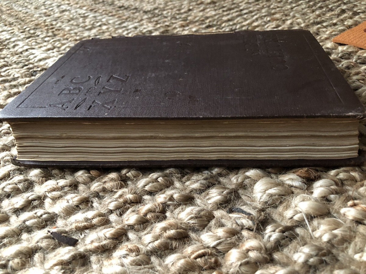 Vintage THE ABC AND XYZ OF Bee Culture: An Encyclopedia, A. I.