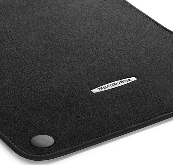 MercedesBenz Genuine OEM Carpeted Floor Mats 2010 to 2015 GLKClass (X204) eBay