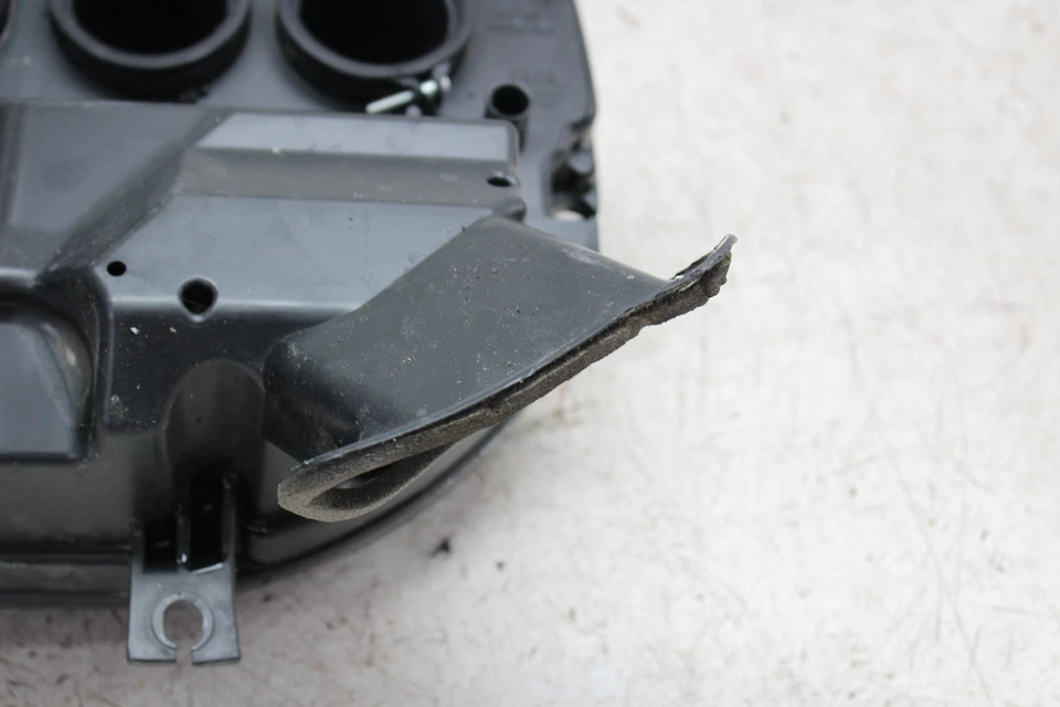 Suzuki GSXS1000F 2016 caja de aire caja de filtro de admisión de aire Foto 2 de 4