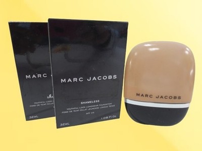 MARC JACOBS SHAMELESS YOUTHFUL LOOK 24H FOUNDATION MEDIUM Y370 1.08 OZ BOX 2PCS
