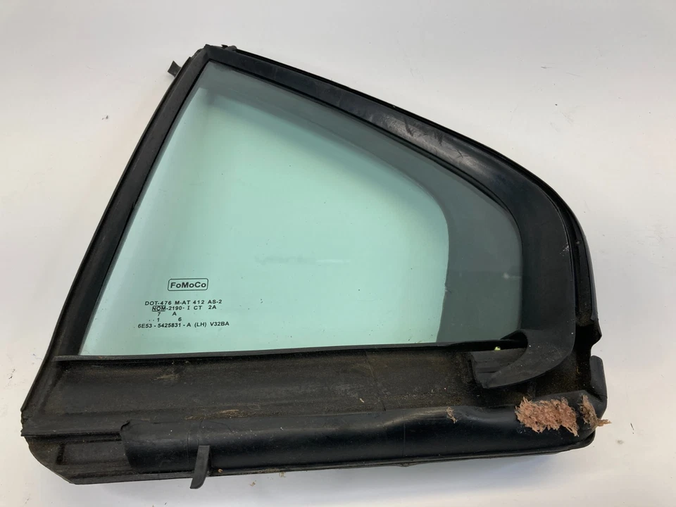2006-2011 Mercury Milan Rear Left Back Window Quarter Glass Fixed Vent OEM — 第 3/4 张图片