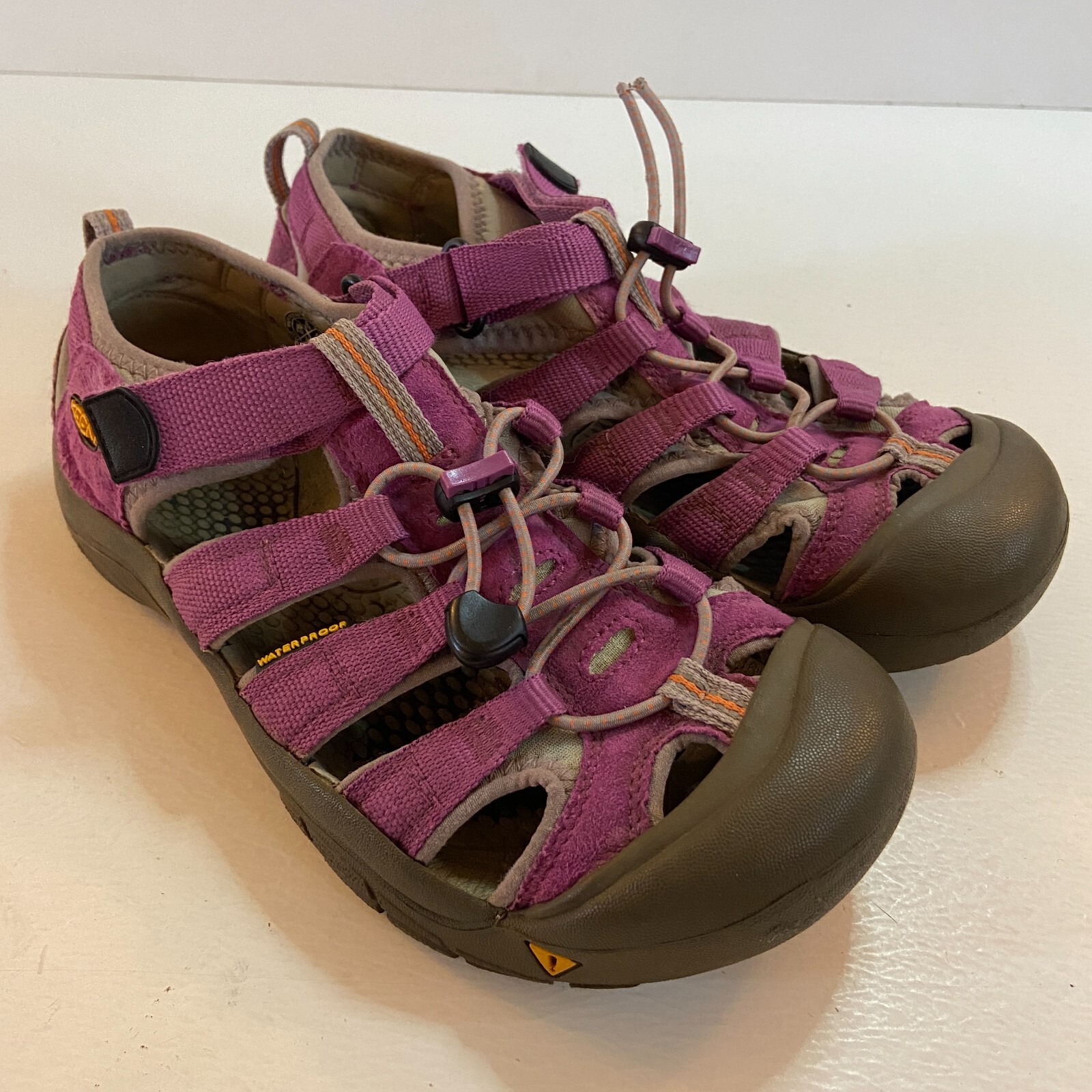 KEEN Sandals Womens Newport Waterproof Hiking Water Shoes Size 6 Purple EU  39 | eBay