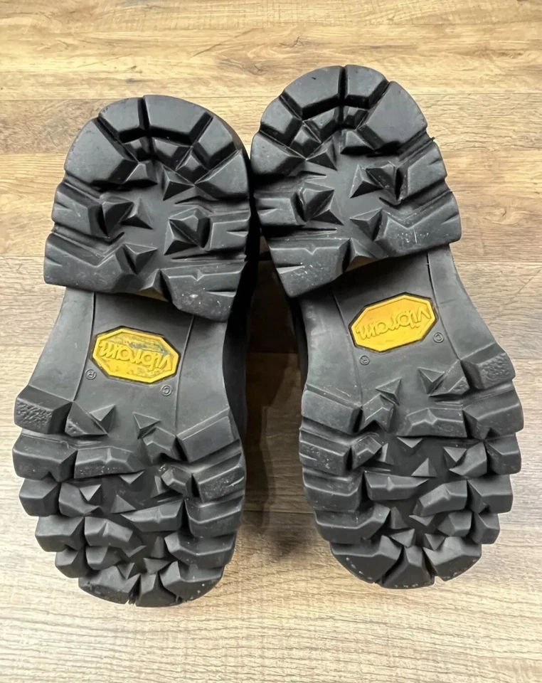 CHIPPEWA BLACK LEATHER LACE UP COMBAT STYLE RUBBER SOLE BOOTS Sz 6M - Image 4 of 4