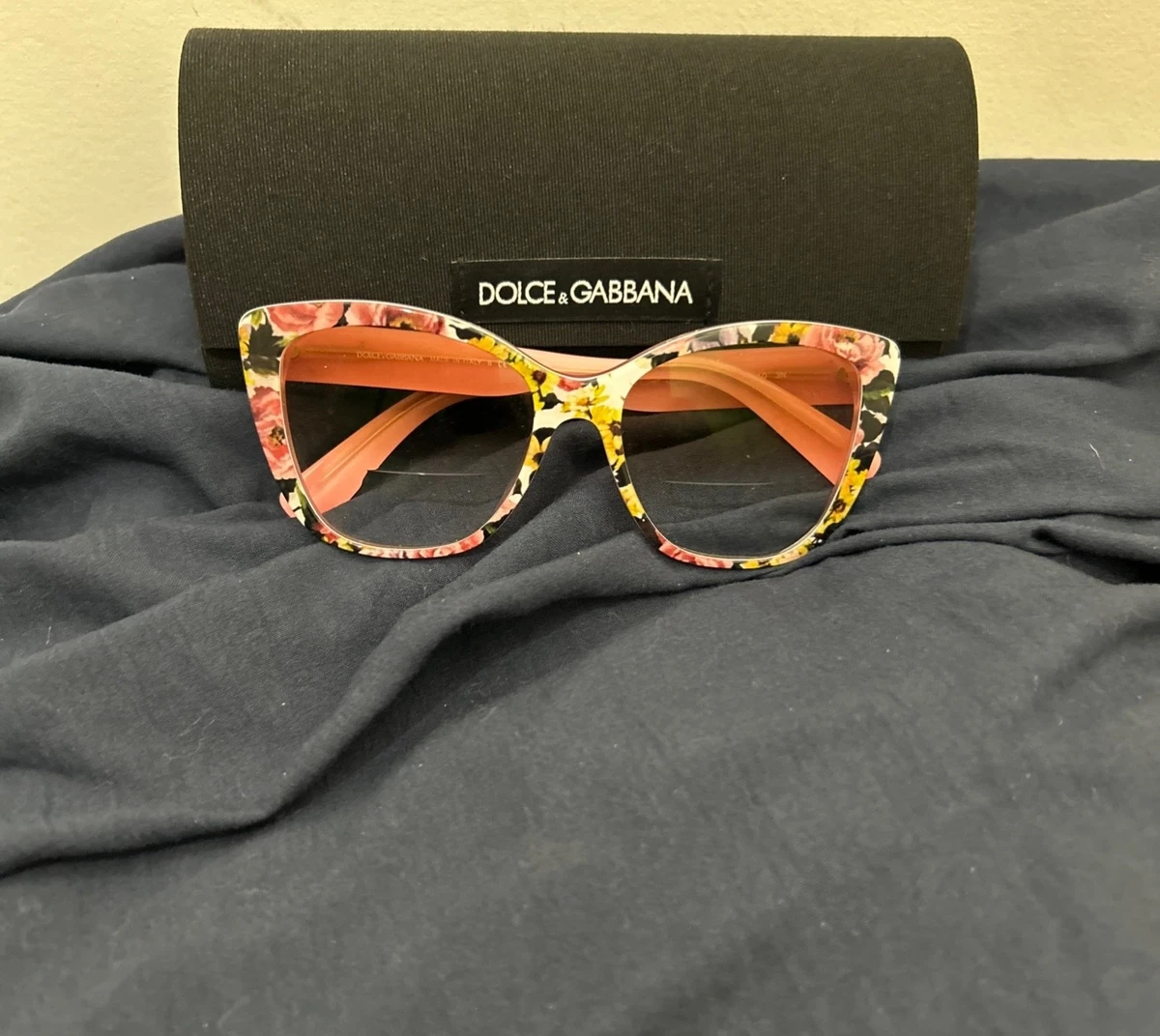 Dolce&Gabbana Polarized Cat Eye Plastic Frame Sunglasses for  display picture 1