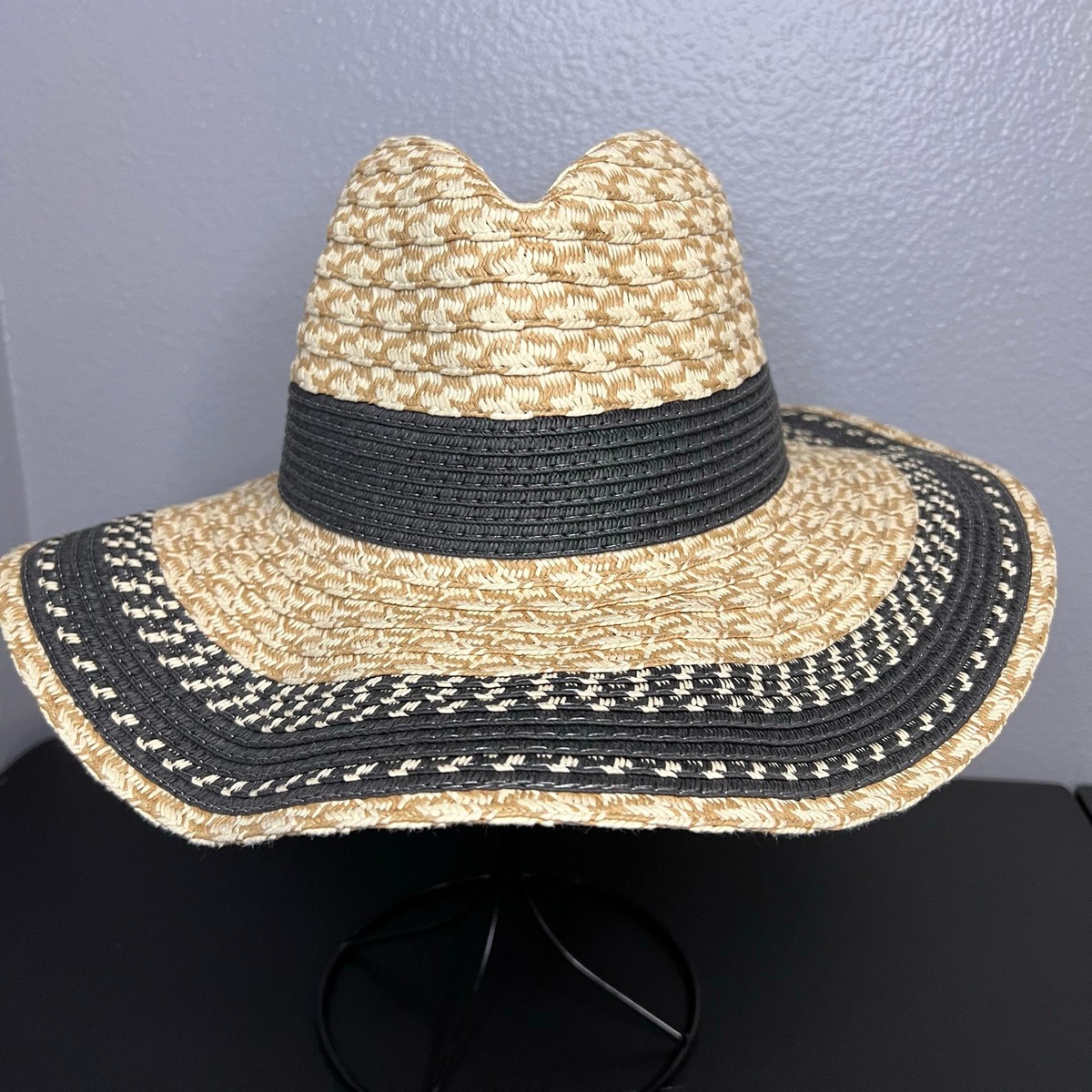 David and & Young Packable Straw Sun Hat Adjustable Beach  display picture 3