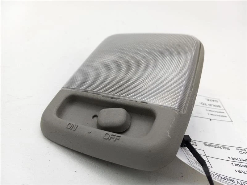 Luz domo techo trasero Nissan Altima 2002-2006 Foto 4 de 4