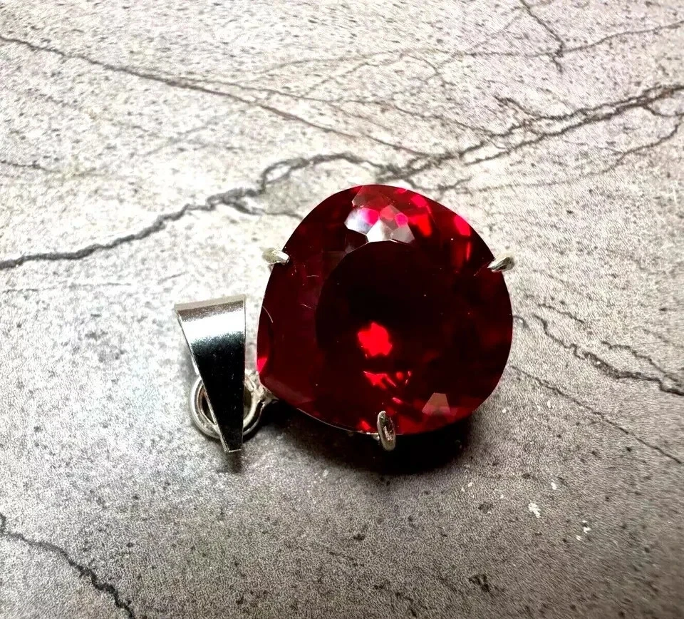 Agrati Certificato 30 CT Naturale Rosso Rubino Gemma 925 Solido Pendente Argento - Immagine 2 di 4