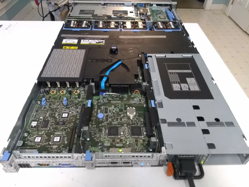 Dell Poweredge 1950 Server 2.6GHz Xeon Quad Core x2 16GB PC2 RAM No HDD No OS - Image 4 of 4