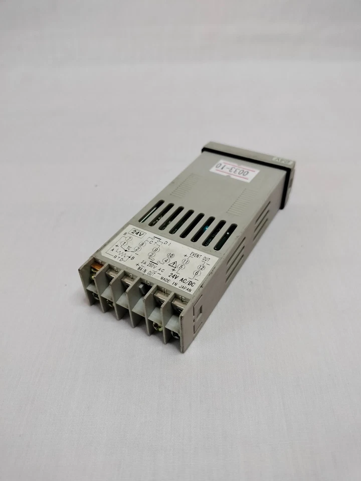 Chino LT110 LT11050000-30D LT1105000030D Controller 24V AC/DC Made in Japan - Image 4 of 4