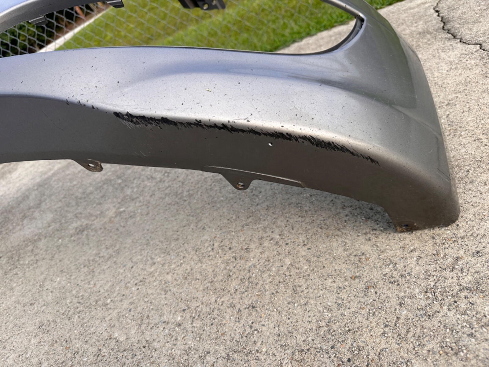 2011 2012 2013 Hyundai Equus front bumper 865113N000 “NO SHIPPING