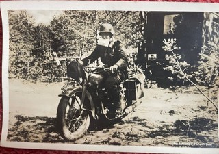 Ansichtskarte 2. Weltkrieg Wehrmacht Kraftradmelder