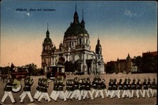 Berlin Dom mit Soldaten Germany vintage postcard d865