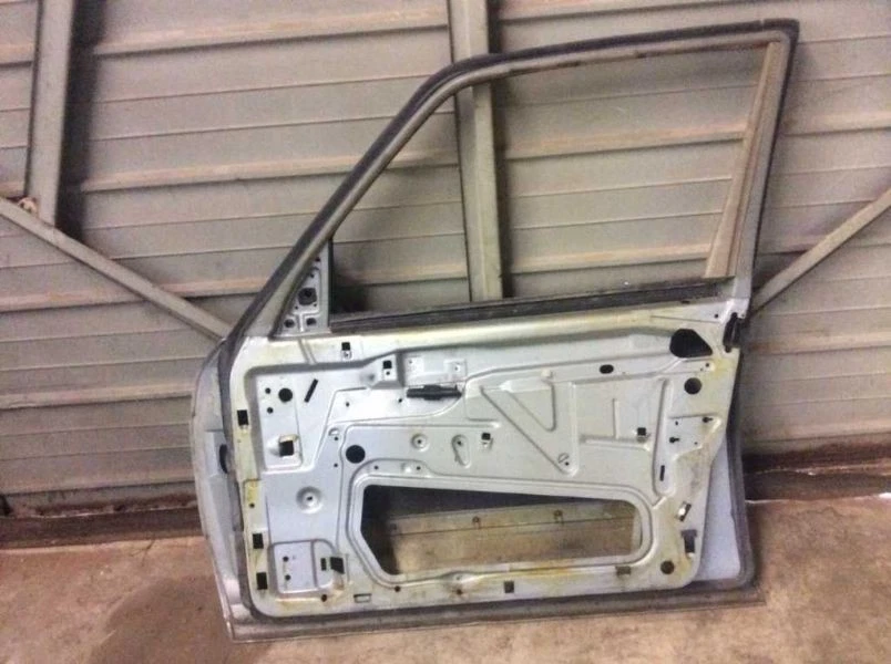 GREY RIGHT FRONT DOOR SHELL 126 TYPE FITS 84 85 MERCEDES BENZ 500SEL - Image 3 of 4