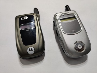 Lot of 2 Motorola Phones i730 & i850   Untested / As-Is NOT Tested