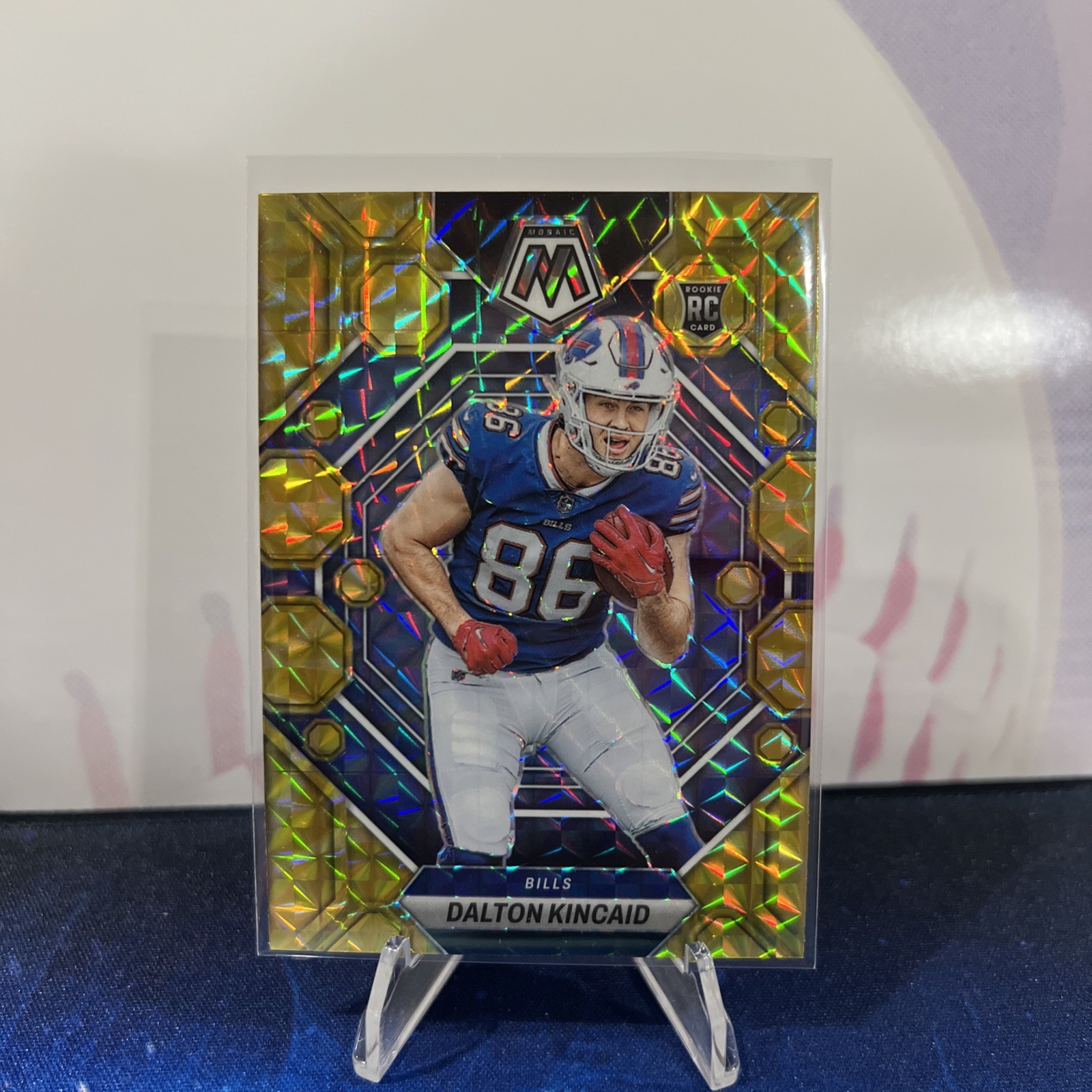 2023 Panini Mosaic Dalton Kincaid ROOKIE REACTIVE YELLOW #305 Buffalo Bills