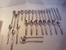 Oneida Ltd Fenway Daydream Wm A Rogers Stainless Steel Flatware Lot 29 Pc #T24