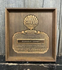 Vintage SHELL Motor Oil Co Gas Station Valued Business Assoc. Award Plaque Sign