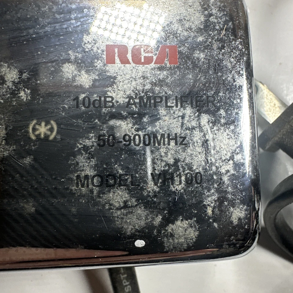 RCA 10dB Amplifier 50-900MHz Model VH100 - Image 4 of 4